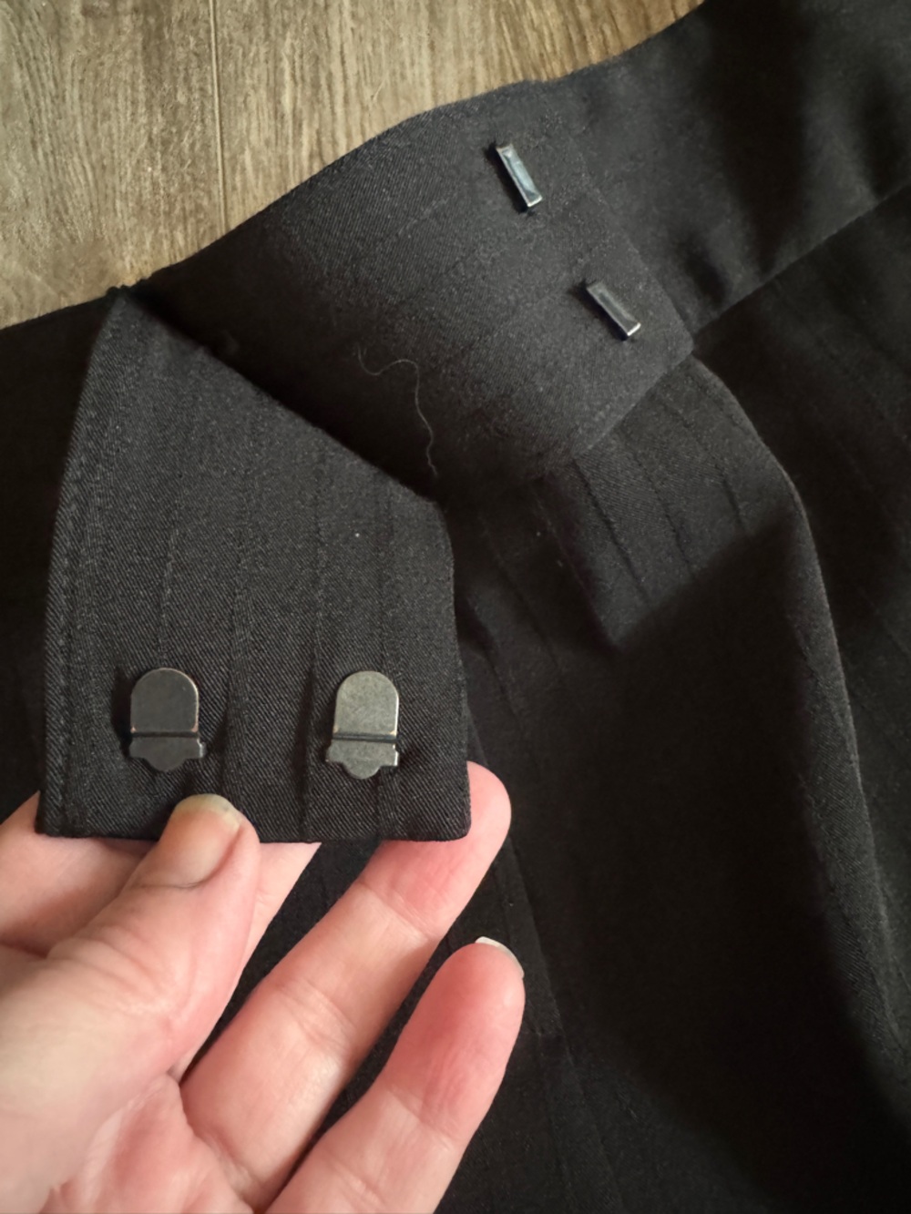 JBXR Plus Size 20W Black Pinstripe Dress Pants Wrinkle-Free Career Slacks 40x31 - Picture 4 of 8